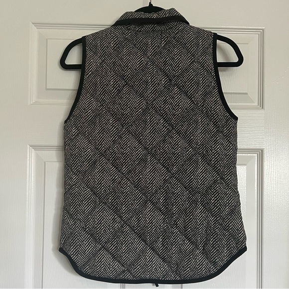 JCrew Excursion Quilted Herringbone Vest Womens Zip Up Size XXS - Picture 3 of 5
